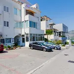 Apartment Riki